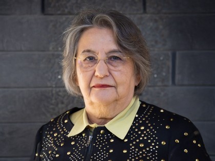 Leona Toker. "Concentration-Camp Literature: Gulag and Nazi Camps as Contexts for Each Other"